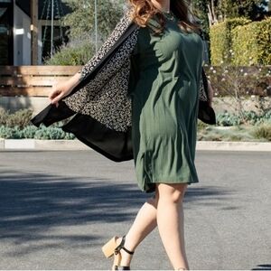 LulaRoe Aurora- Bell Sleeve Kimono size M layering black cream